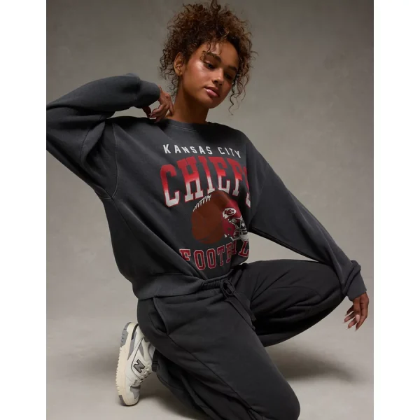 NFL Kansas City Chiefs Graphic Relaxed Fit Sweatshirt - Washed Black